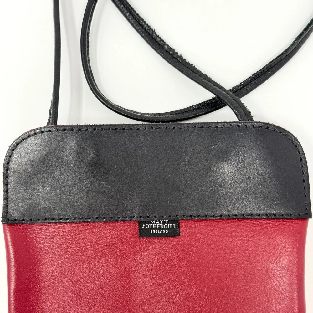 Matt Fothergill Pub Bag Leather Crossbody Red Black Small‎